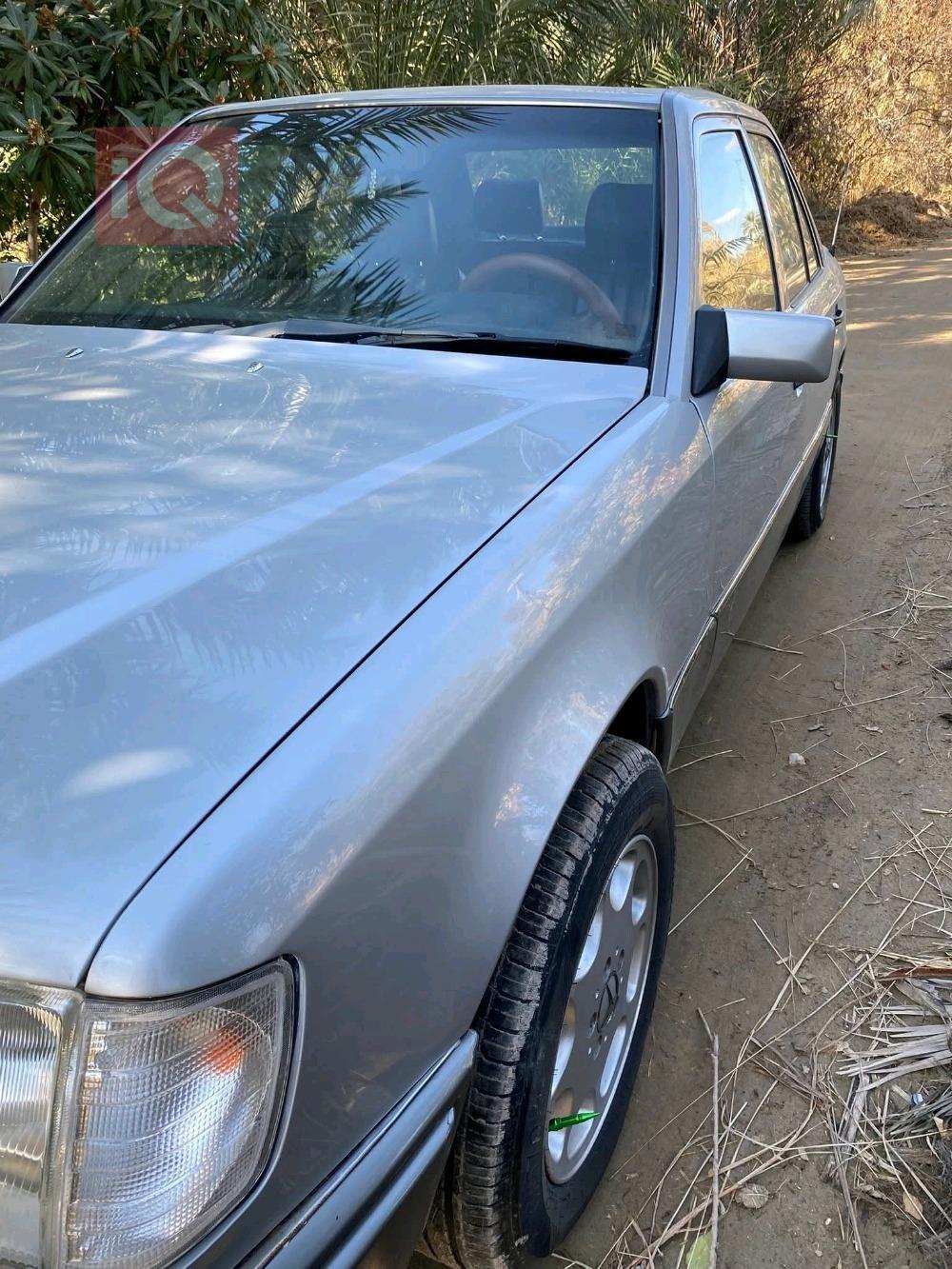 مرسيدس بنز E-Class